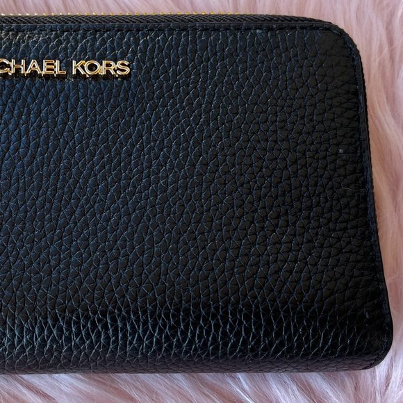 Michael Kors Wristlet Wallet - Picture 3 of 13